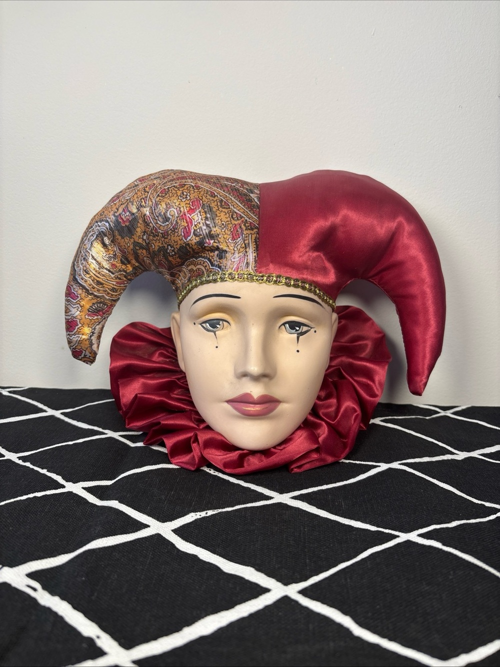 Jester Harlequin Wall Mask Burgundy Satin Theatrical Decor 9" 🎭